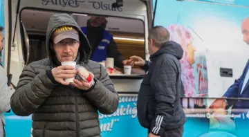 Samsun Canik Belediyesi'nden Gönülleri Isıtan İkram