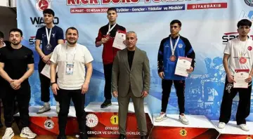 İlkadımlı Sporculardan 12 Madalya